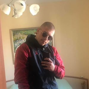 Meet your Posher, Simo